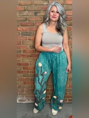 A Rare Bird Roses Pants - One Size (Will Fit Up To XXL)